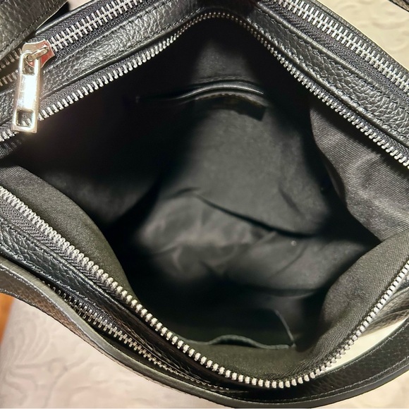 EUC CARLA FERRERI Black Leather Shoulder Bag/Backpack Convertible Bag. - Picture 8 of 9
